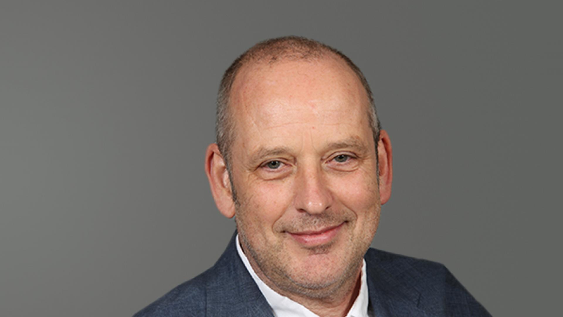 Prof-Eric-Schaling-912x500_0.jpg